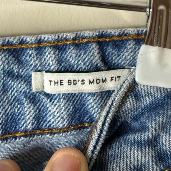 ZARA 90s Mom Fit 100% Cotton Light Wash Jeans - Picture 5 of 9